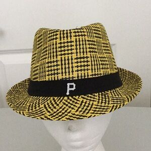 Pittsburgh Pirates Hat New. OS